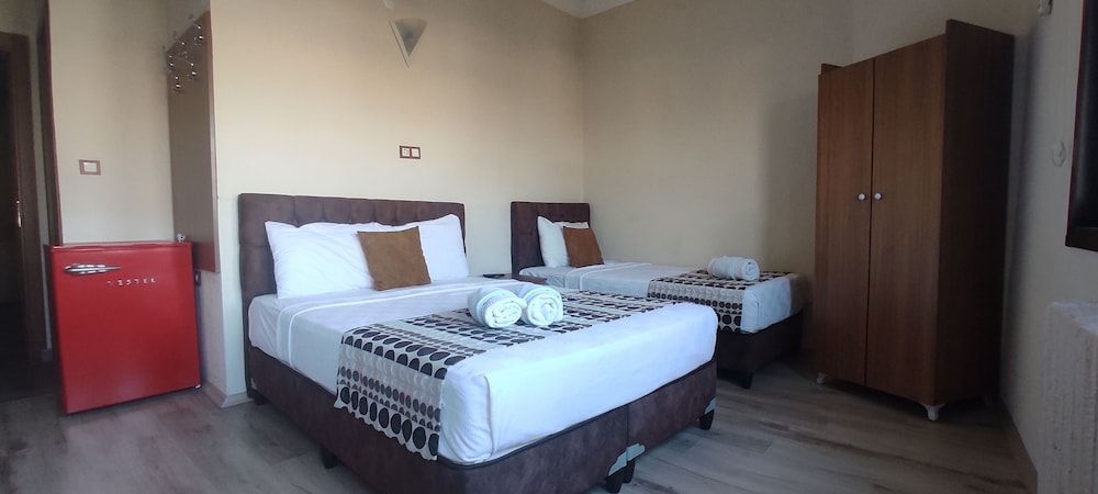 undefined Biter Hotel 8