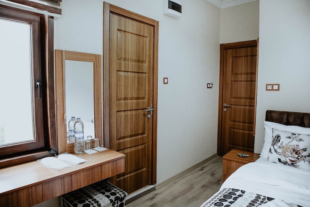 Biter Hotel Economy Double Room 5