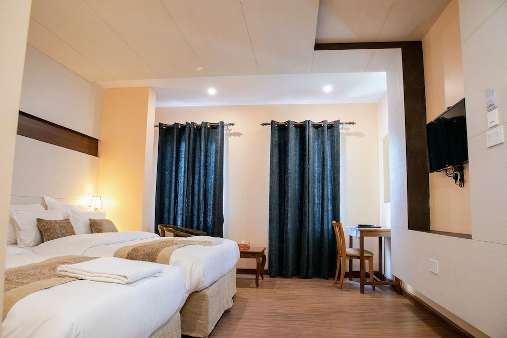 Deluxe King Room