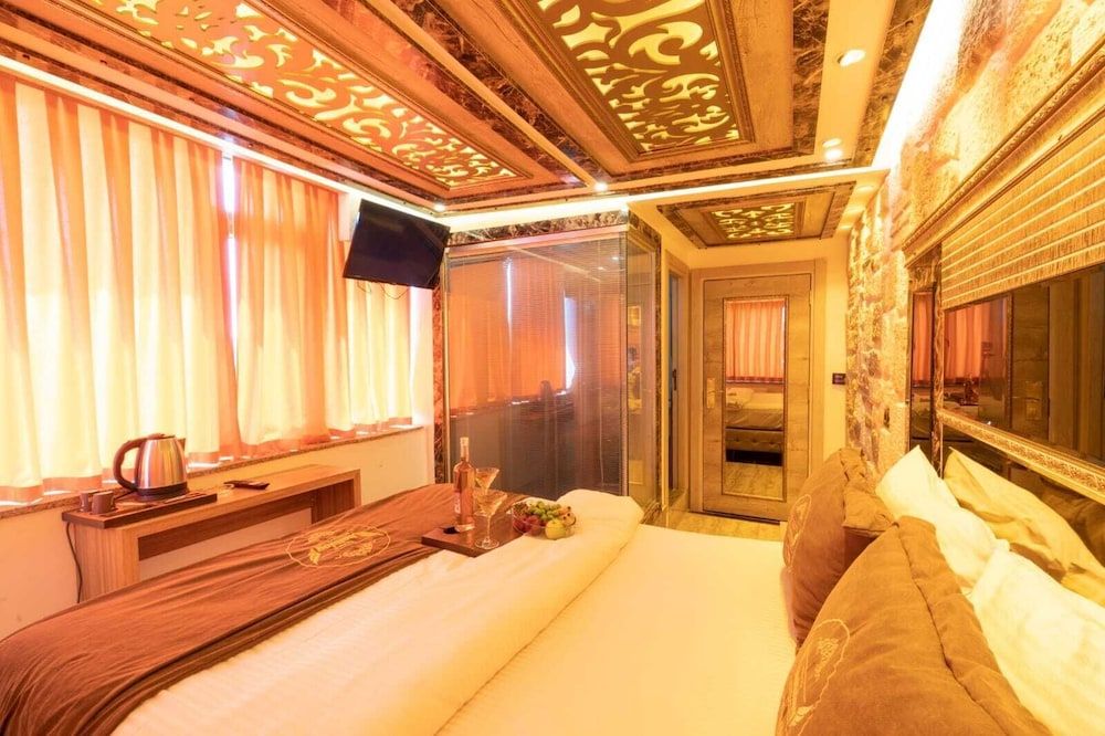 Holiday Business Otel Deluxe Room 19