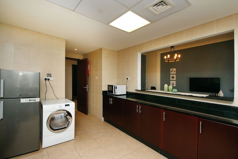 R&H Jewels Apartment, 1 Bedroom 9