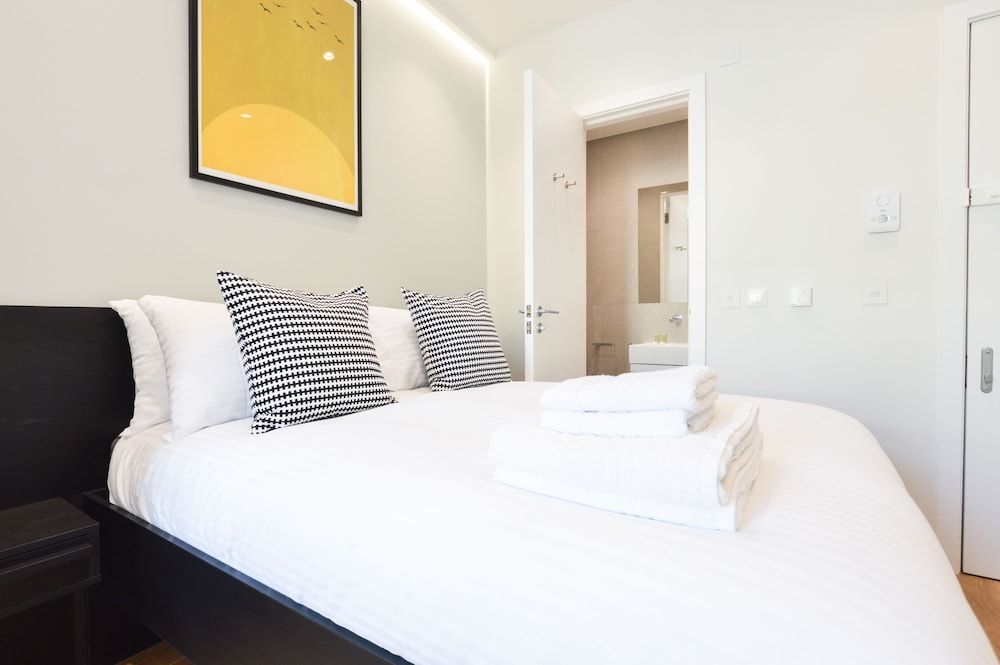 StayPrime Earls Court Serviced Apartments Small Standard Studio 2