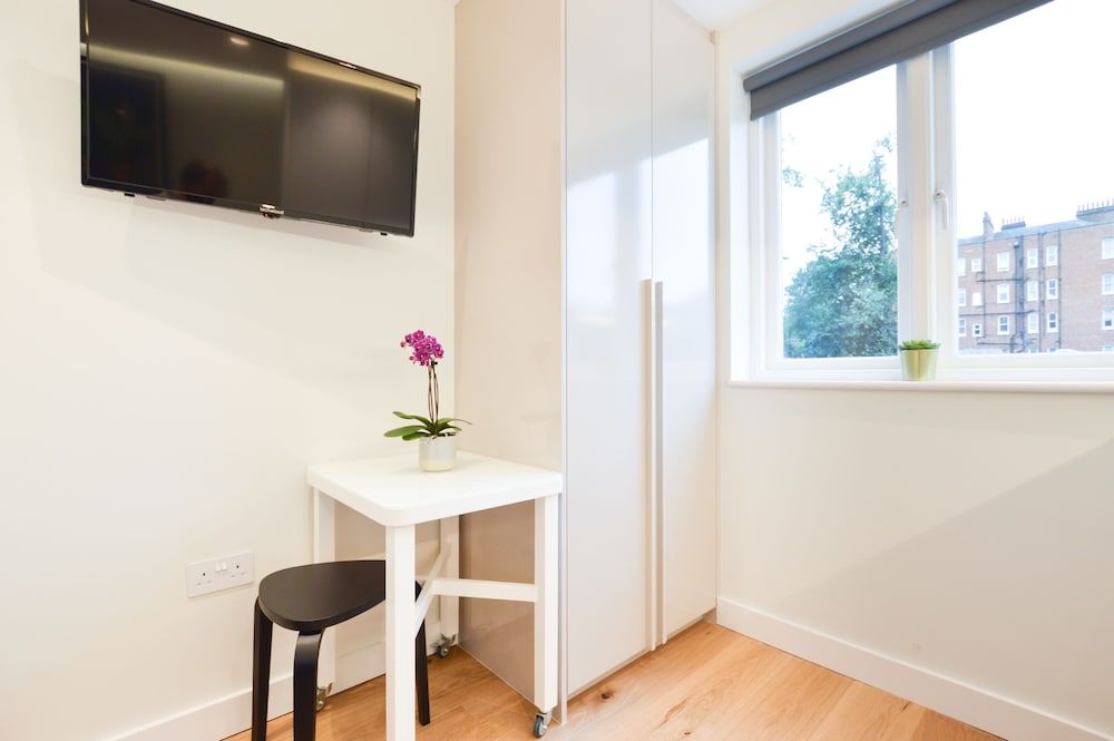 StayPrime Earls Court Serviced Apartments Small Standard Studio 5