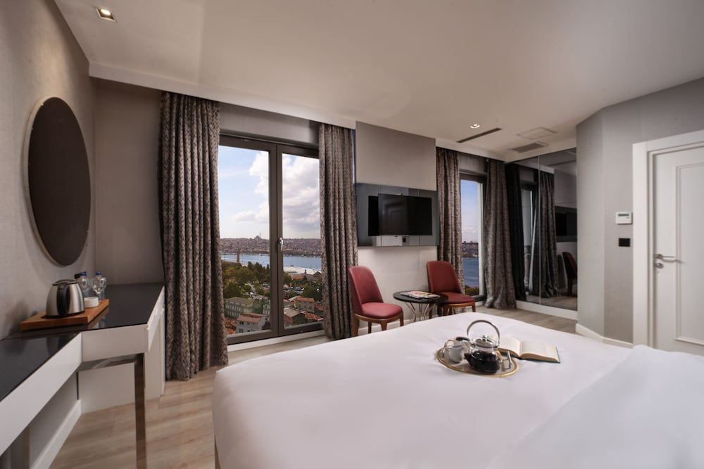 undefined Dora Pera Hotel 7