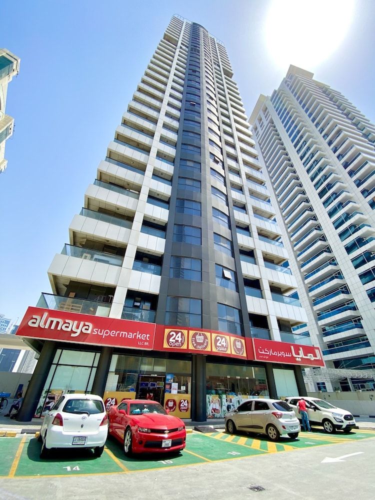 undefined Marco Polo - Stunning 1 BR With Full Marina View Huge Balcony 2