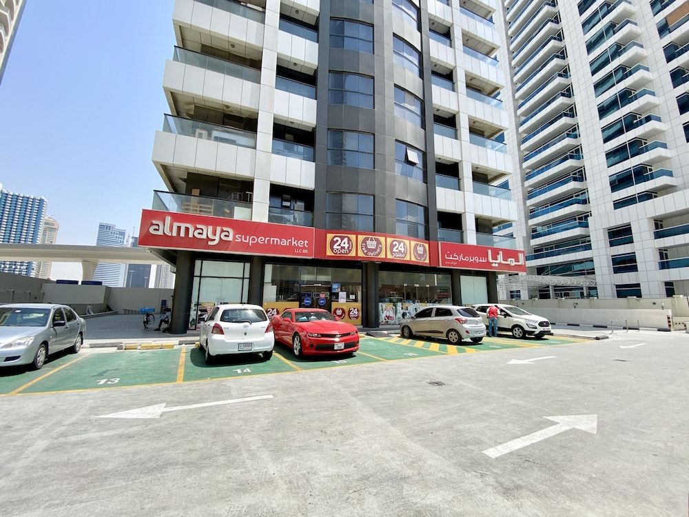undefined Marco Polo - Stunning 1 BR With Full Marina View Huge Balcony 3