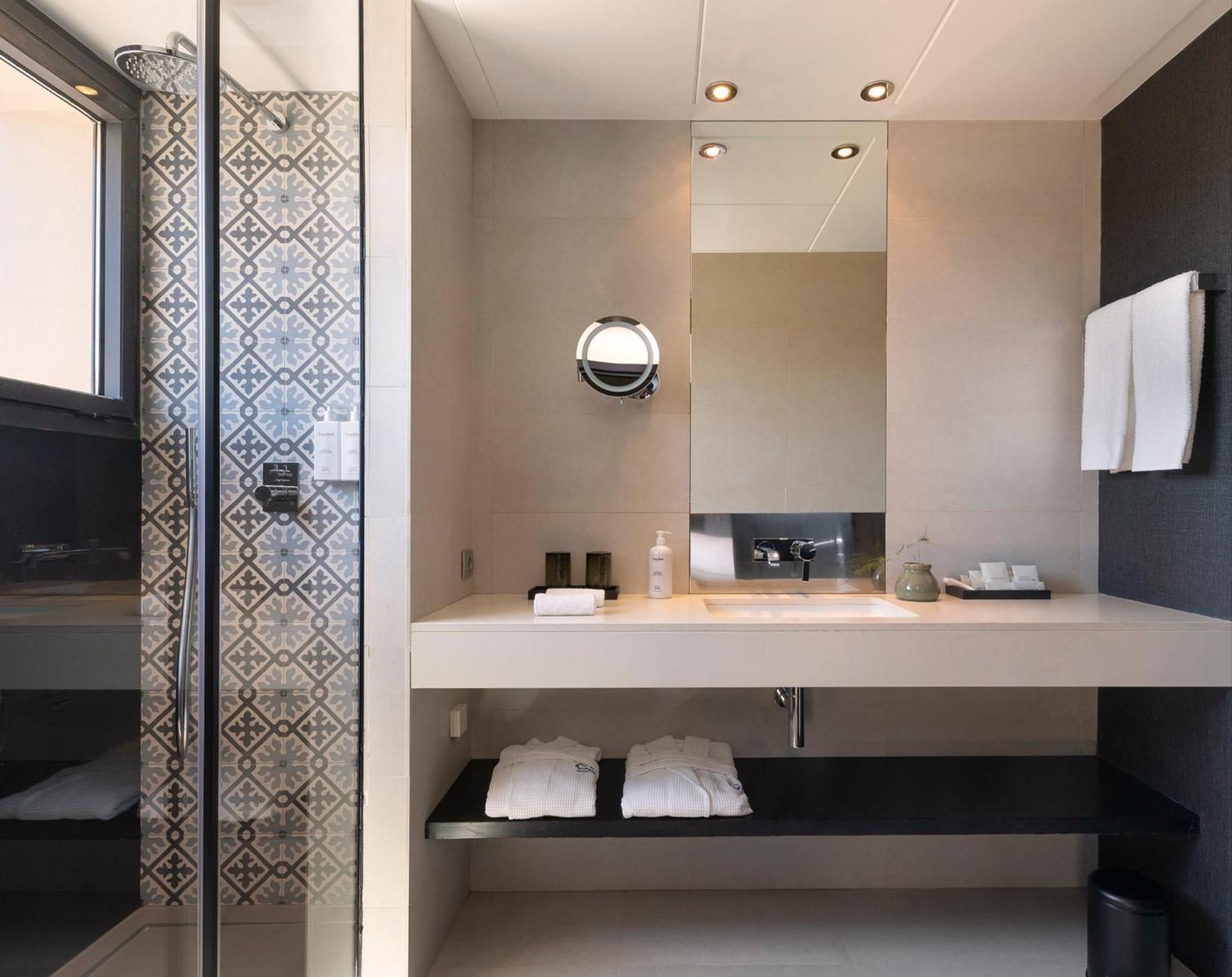 Deluxe Double Room with Terrace