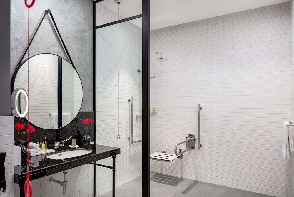 Bathroom shower