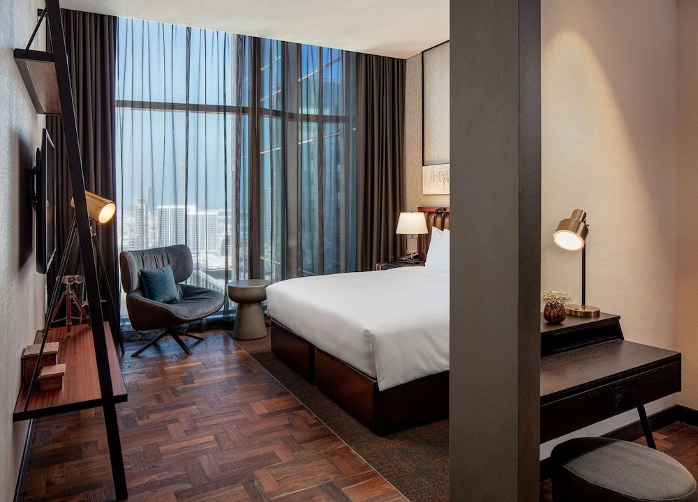 King Premium Suite with View