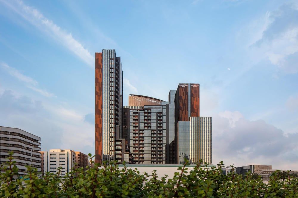 undefined DoubleTree by Hilton Dubai M Square Hotel & Residences