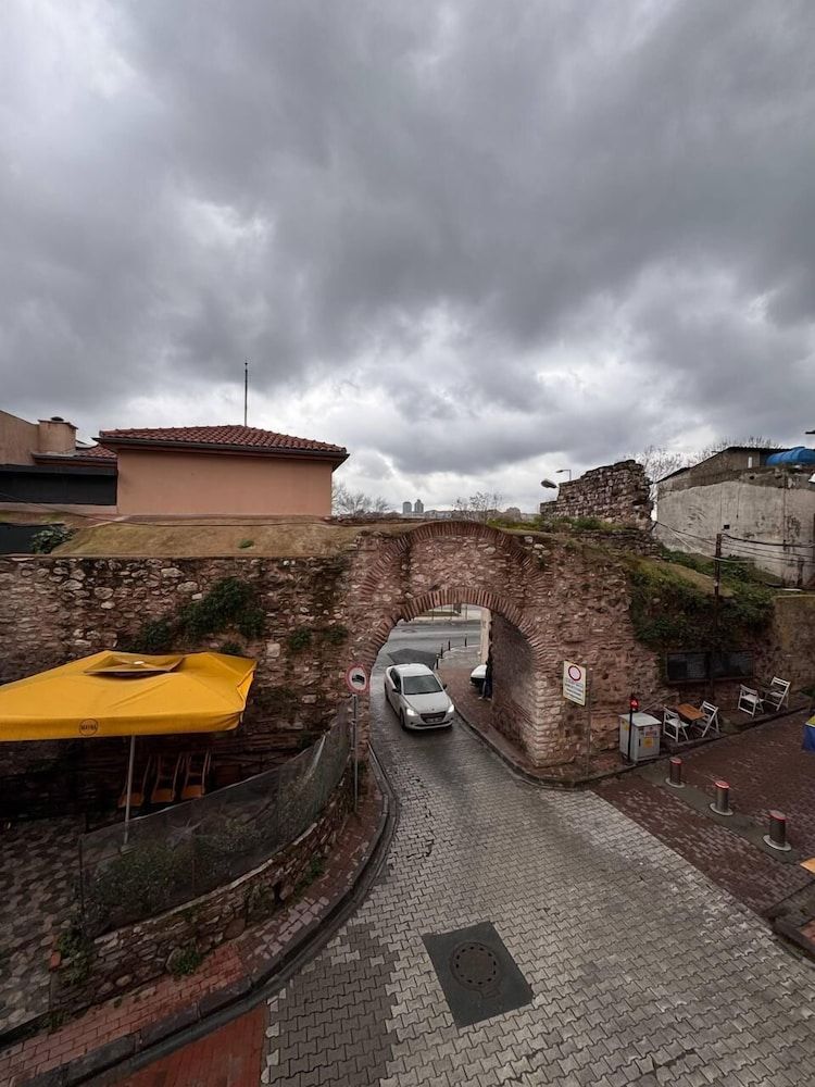 undefined Gen Plus Hotel 8