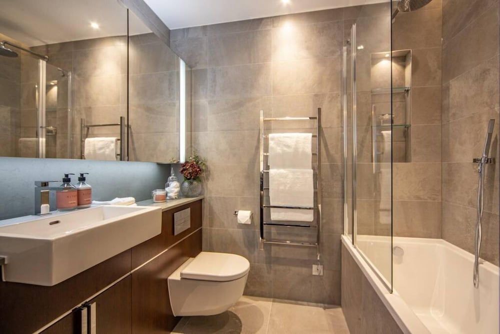 undefined Luxury Manhattan 2 Bed Battersea 3