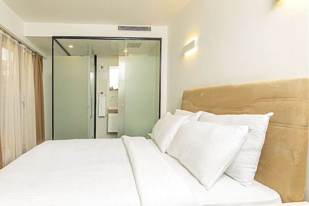 undefined Septimum 9