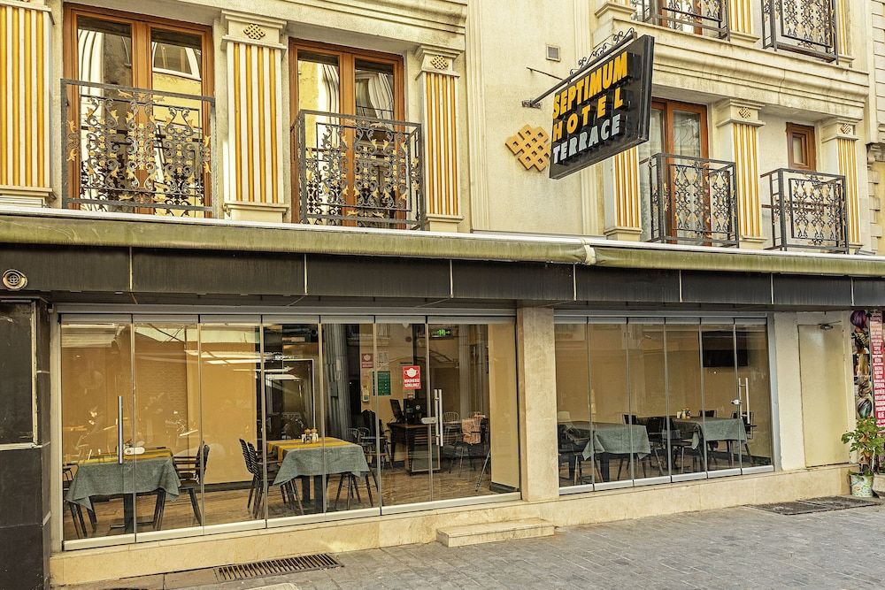 undefined Septimum 4