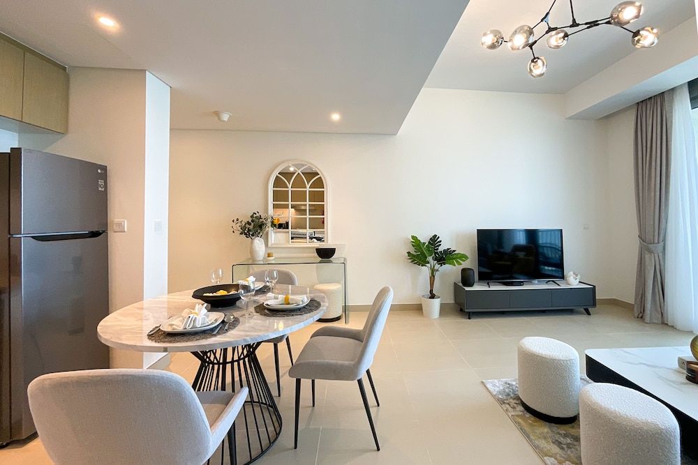 undefined HiGuests - EMAAR 52-42 10