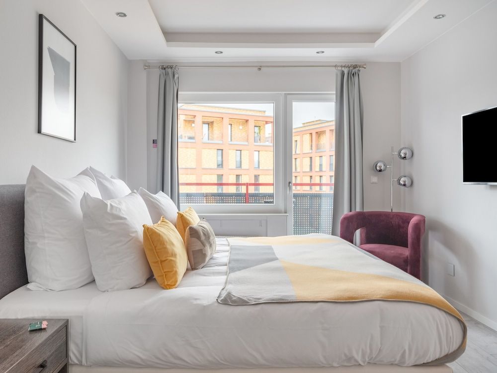 Numa Frankfurt Oben Medium Studio, Kitchenette, Balcony 4