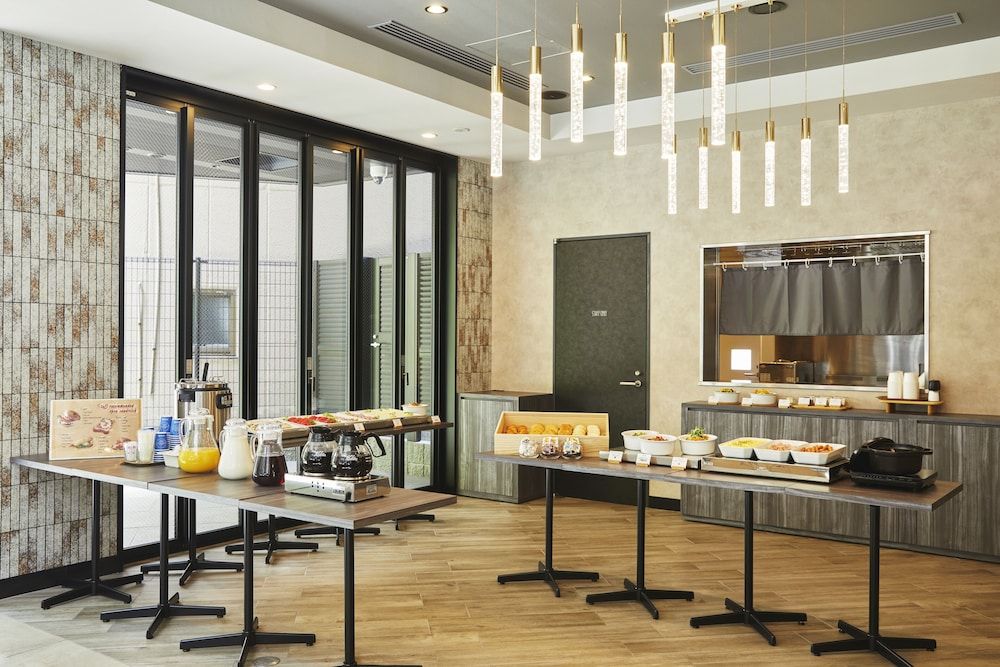 undefined ICI HOTEL Tokyo Hatchobori 10