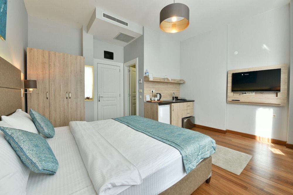 undefined Andi Hotel