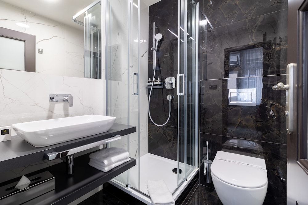 Hotel Ikona Economy Double Room 3