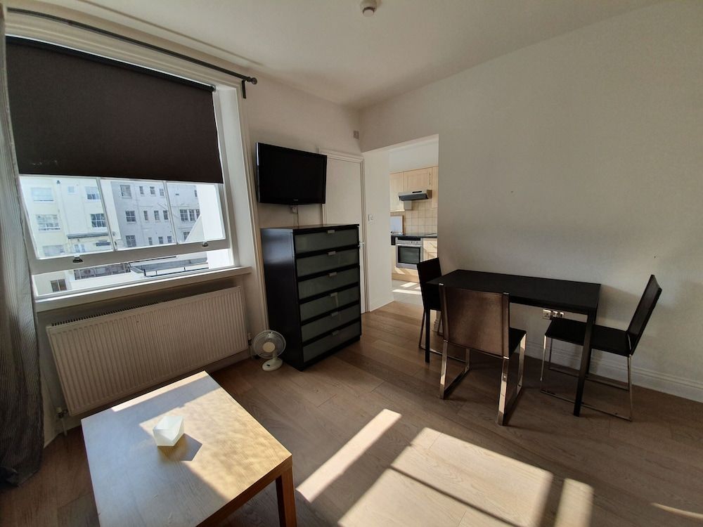 undefined Studio Apartment in South Kensington 3
