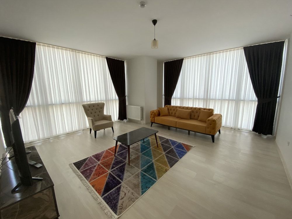 undefined Trend Suites 6