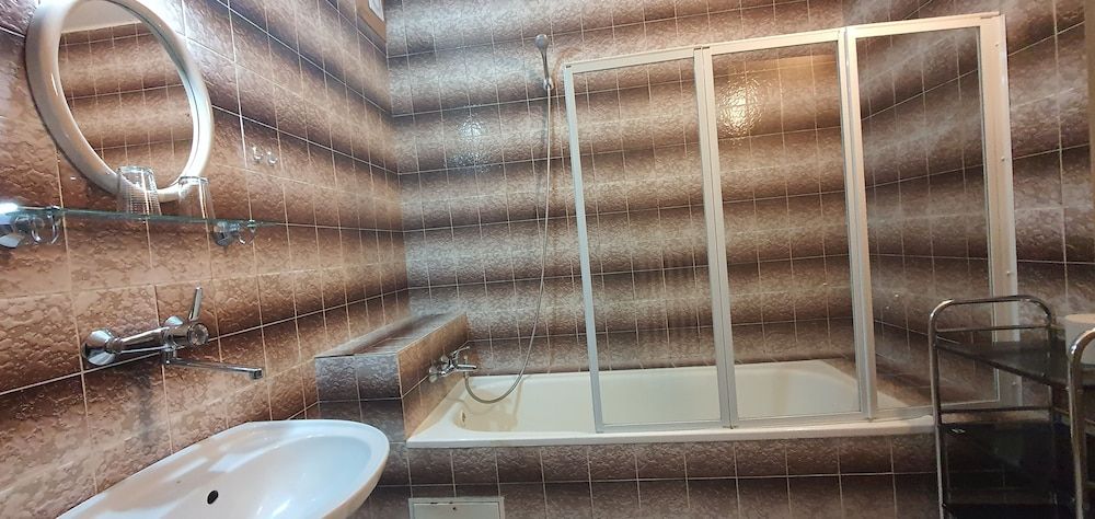 TM-Travelhotel Economy Double Room, Non Smoking 7