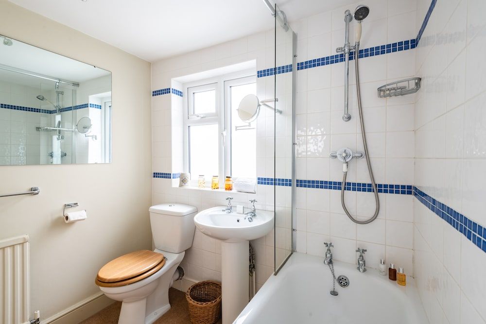 undefined Traditional Fulham Home Close to the River Thames by Underthedoormat 10