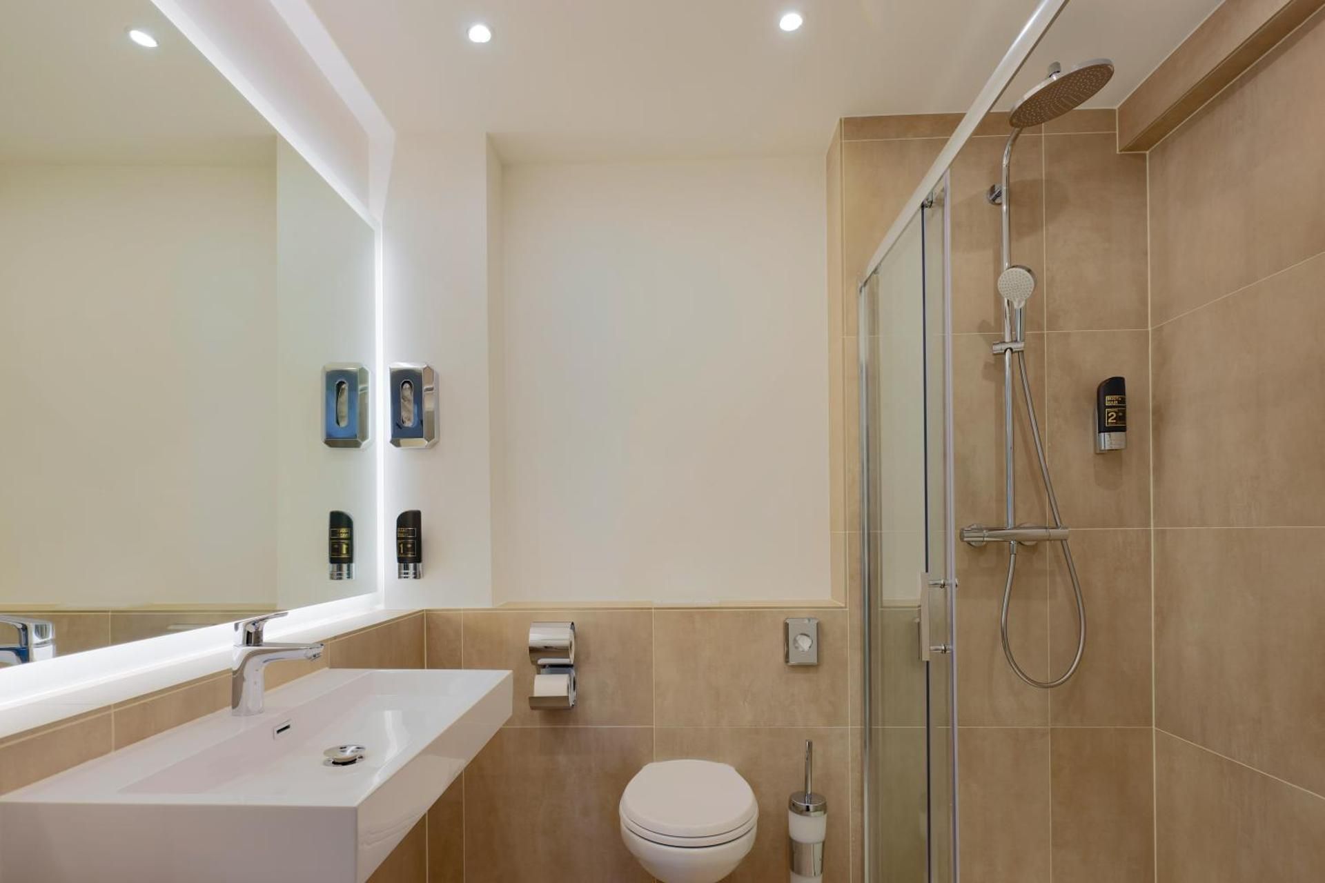 undefined Soaltee Westend Frankfurt Messe 5