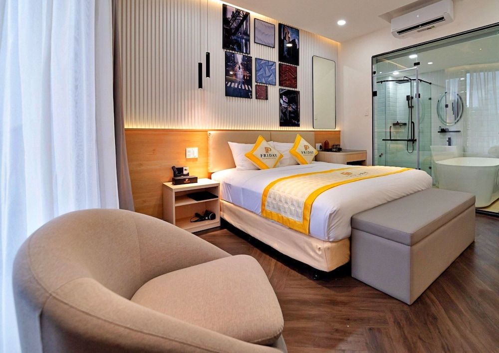 undefined HANZ Friday Premium Hotel 9