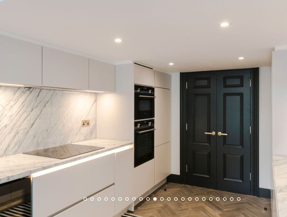 undefined The Bengal Tiger: 2 bd apt rich with character 6