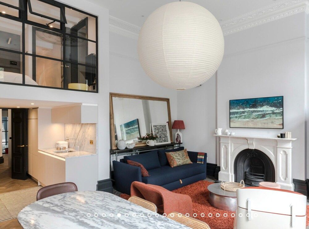 undefined The Bengal Tiger: 2 bd apt rich with character 8