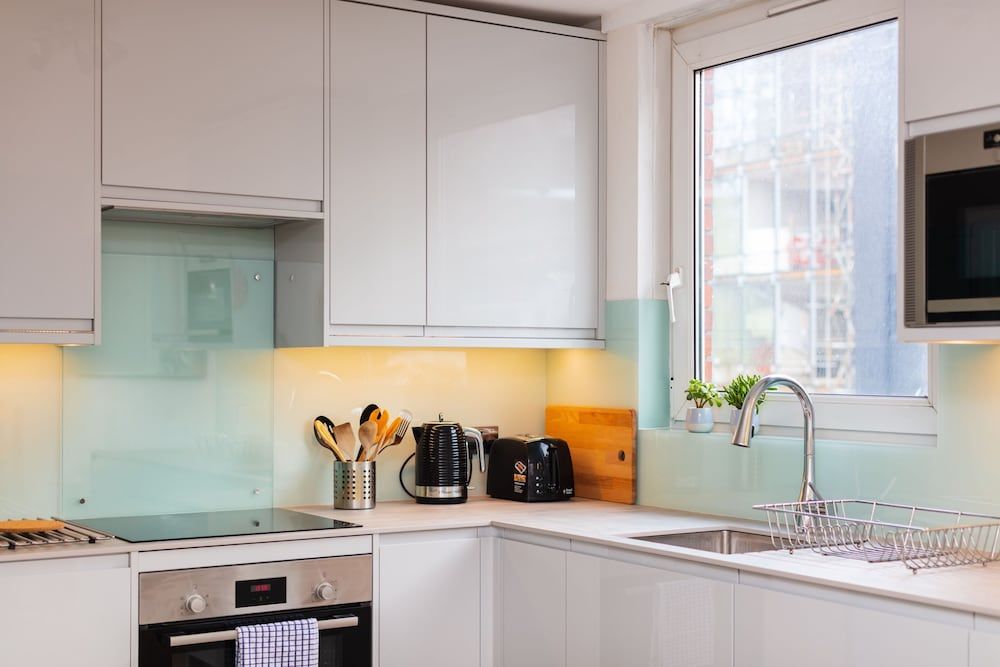 Spacious Central 3 Bedroom Apartment in Old Street Basic Apartment, Multiple Beds 22