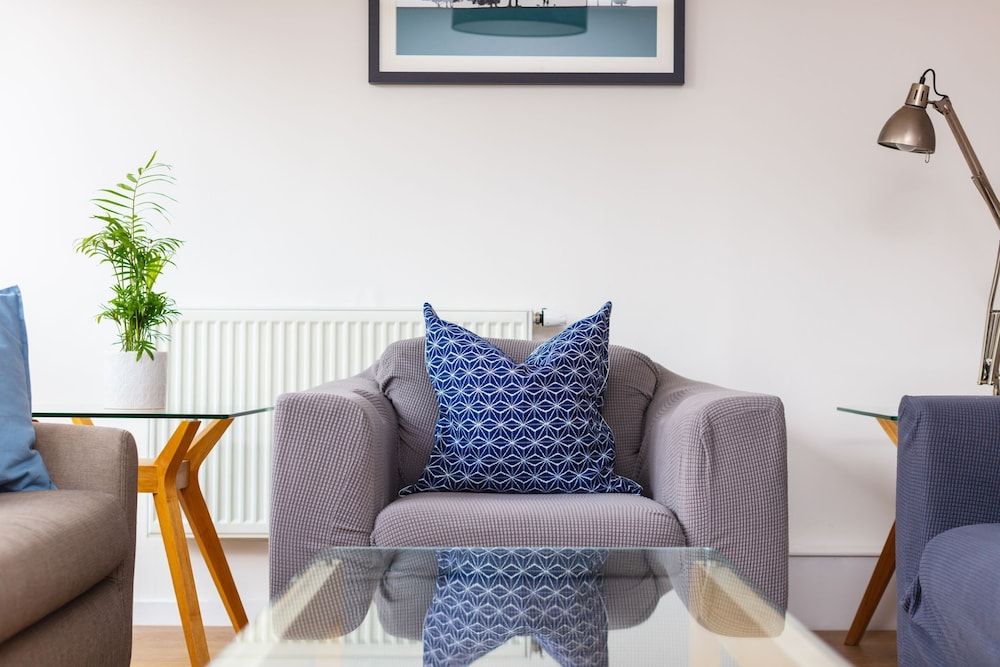 Spacious Central 3 Bedroom Apartment in Old Street Basic Apartment, Multiple Beds 30