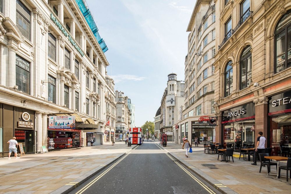 undefined Soulful Central London Apartment 3