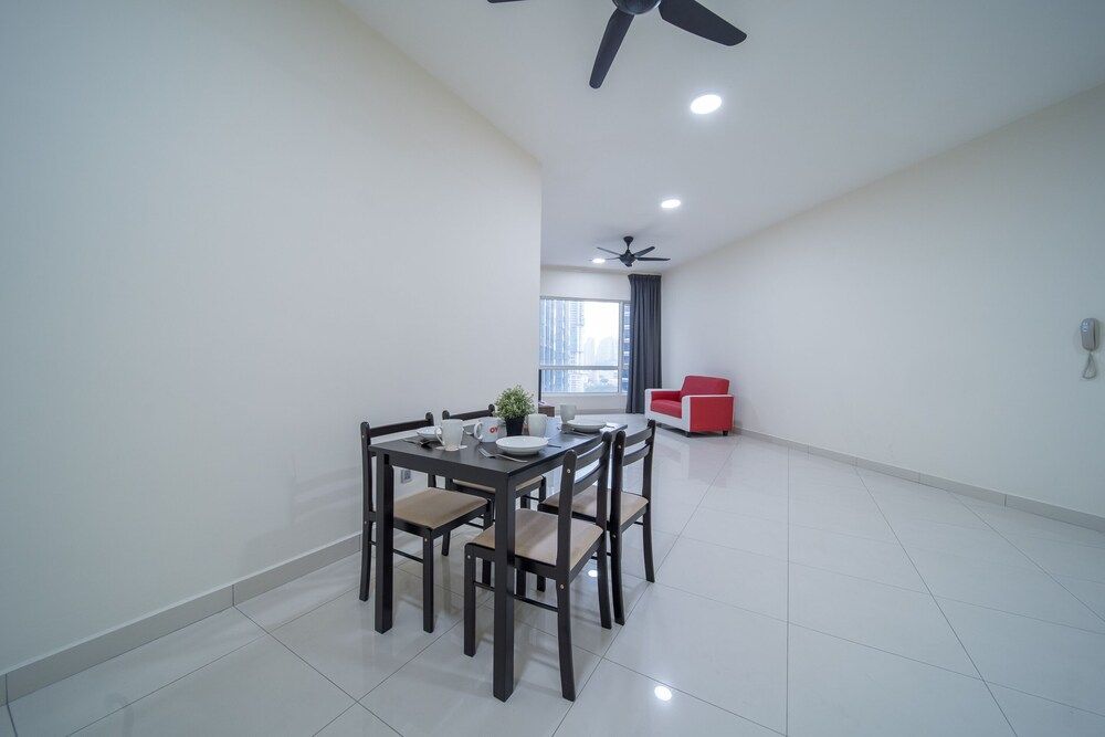 undefined OYO Home 89449 Fancy 2 Bedroom Crest Residence 9