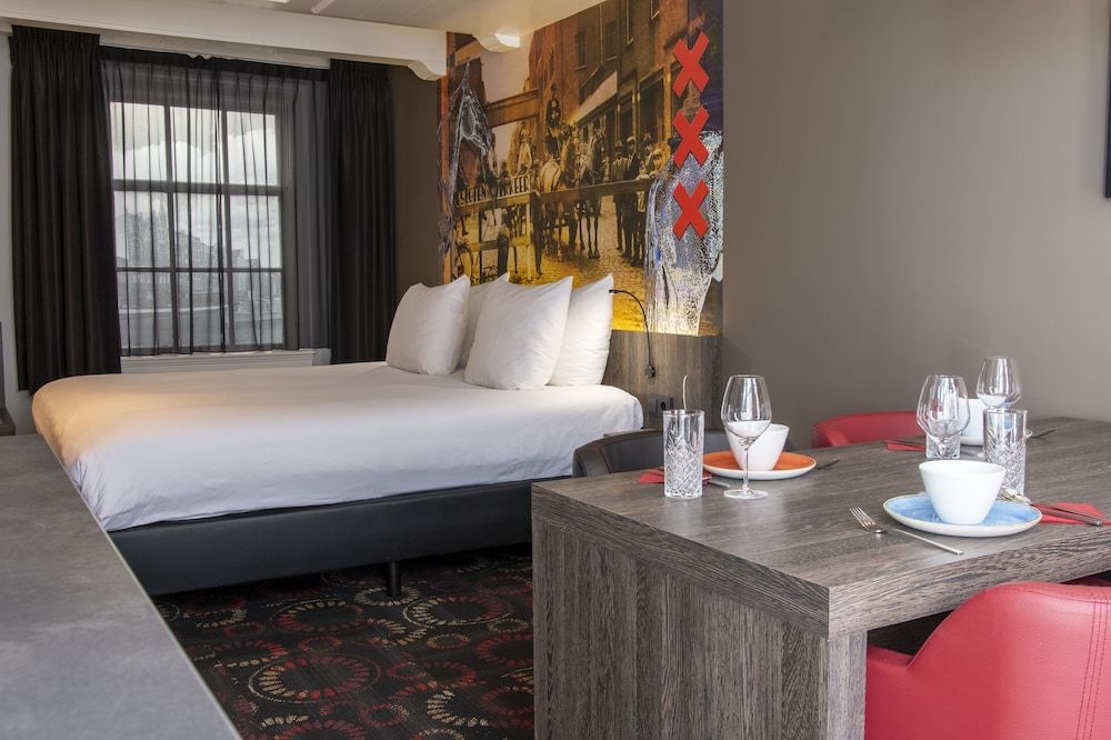 undefined Eden Studios and Apartments 4