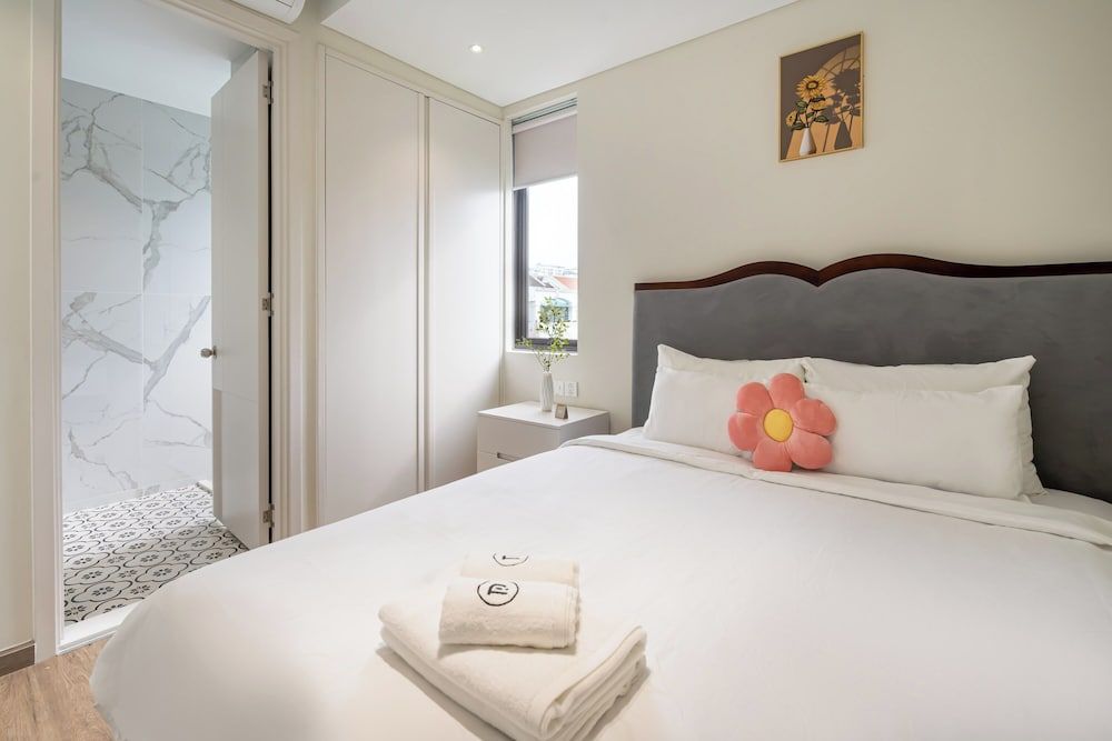 undefined The Royal Hotel & Apartment 2