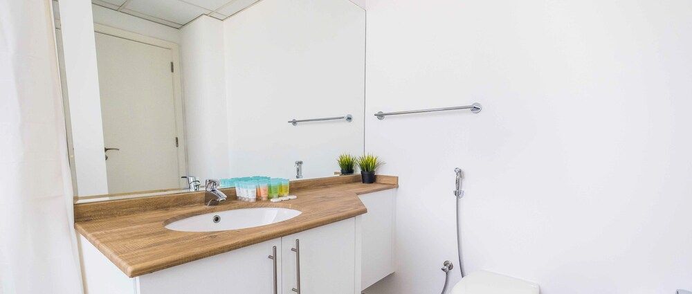 LUX Holiday Home - MAG 214 Tower 1