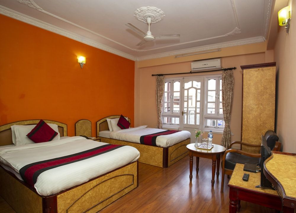 undefined Hotel Happy Home 2