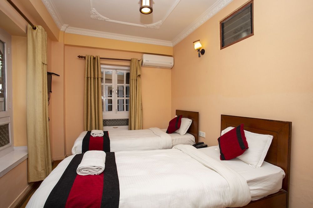 undefined Hotel Happy Home 4