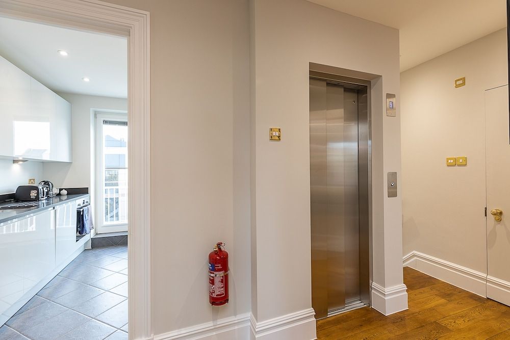 undefined JOIVY Stylish Flat near Mayfair & Piccadilly Circus 7