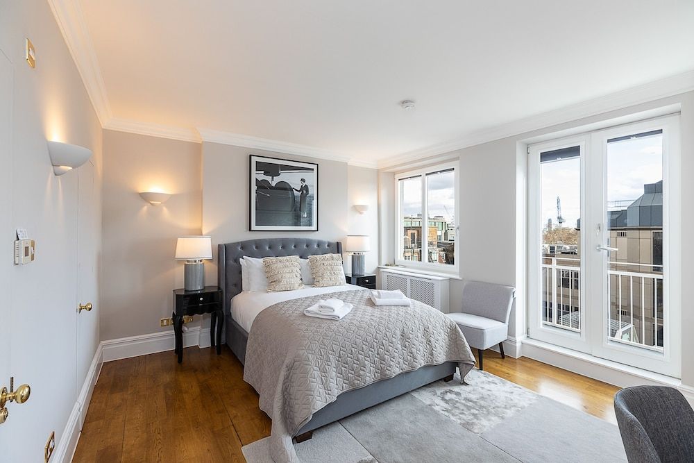 undefined JOIVY Stylish Flat near Mayfair & Piccadilly Circus 9