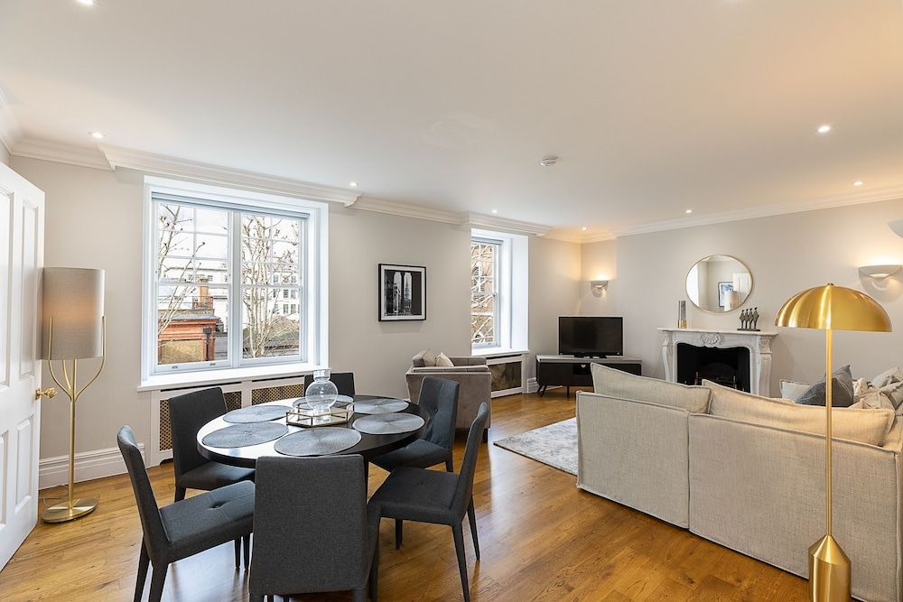 undefined JOIVY Stylish Flat near Mayfair & Piccadilly Circus 3