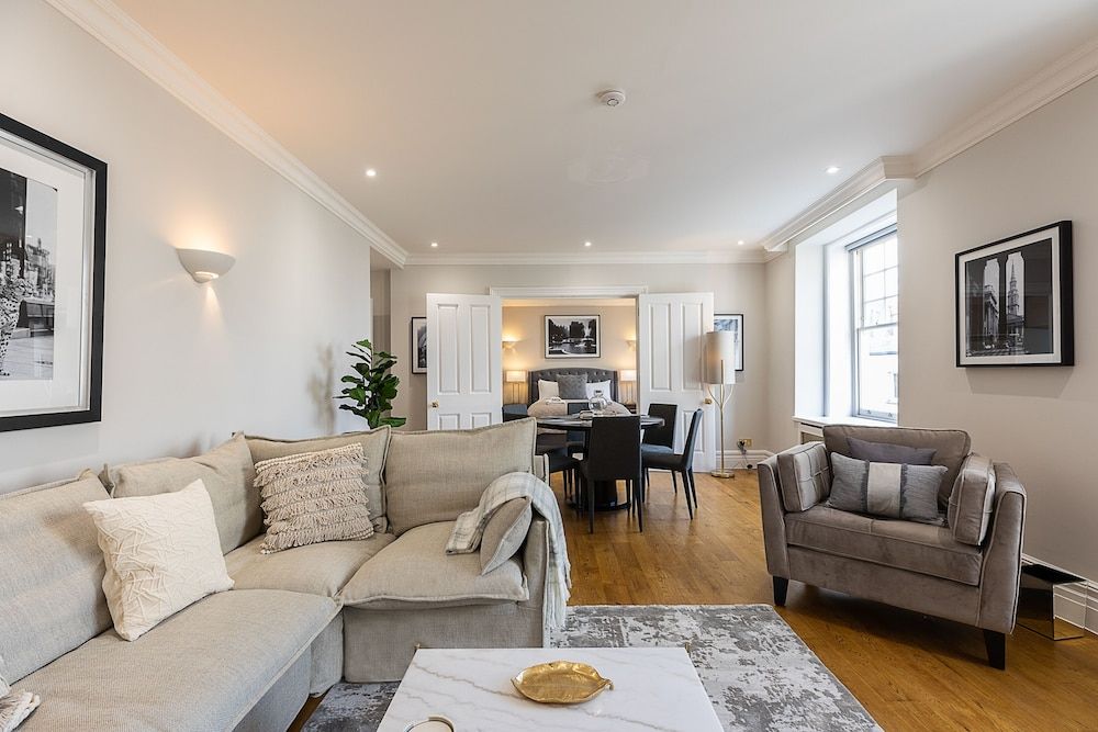 undefined JOIVY Stylish Flat near Mayfair & Piccadilly Circus