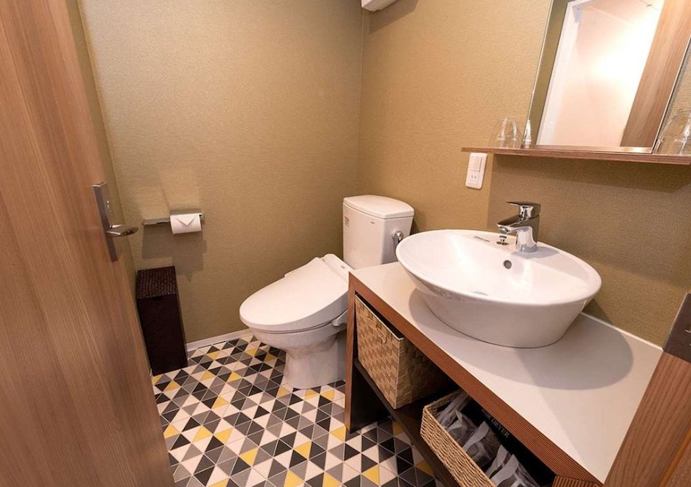 Stay SAKURA Tokyo ART DECO HOTEL Superior Twin Room 8