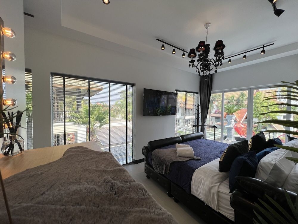 Art Pool Villa Exclusive Villa, Multiple Bedrooms, Private Pool, Pool View 7