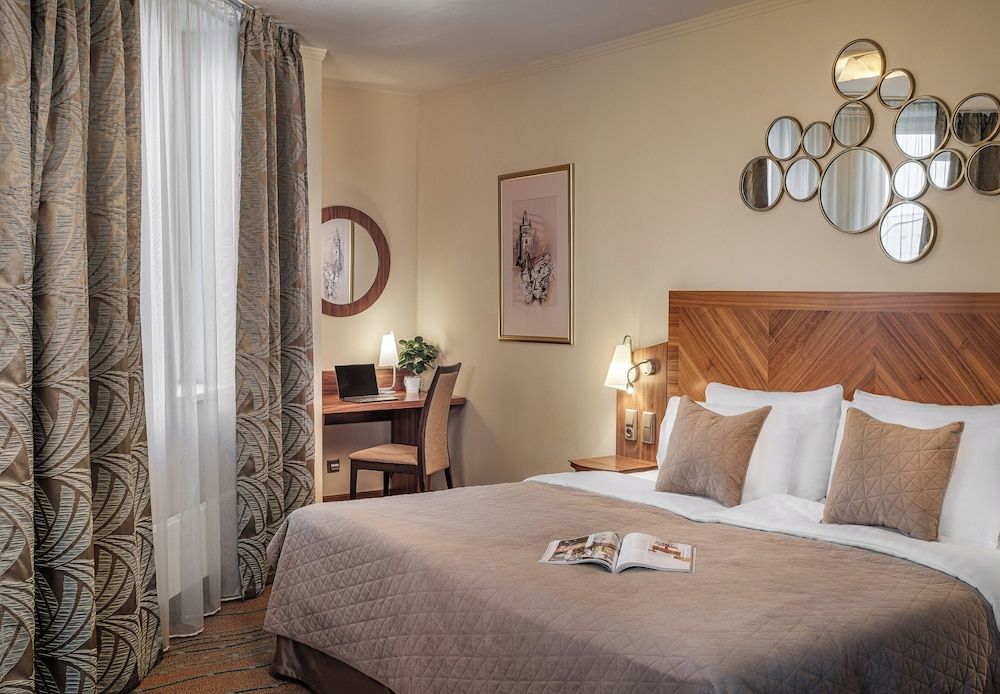 undefined Crown Palace Apartments by Adrez 2