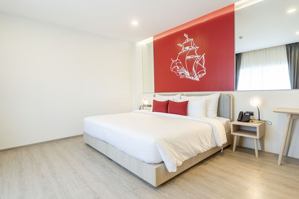 Hotel Midtown Ratsada Superior Double Room 4