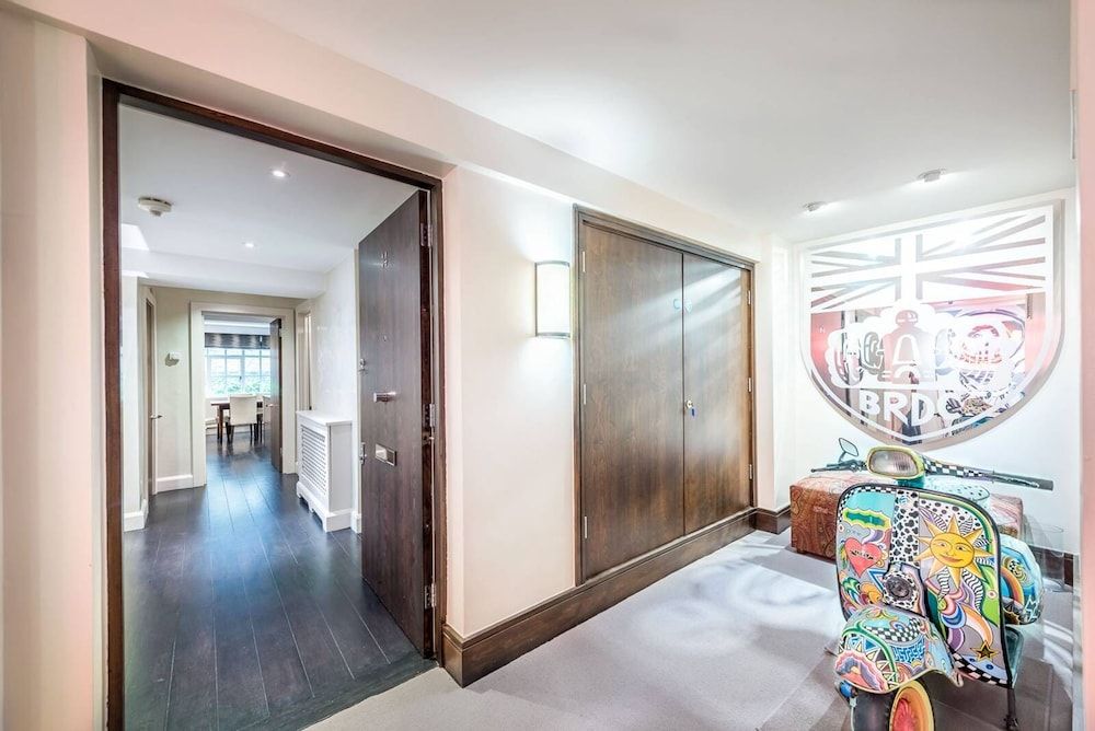 undefined Hans Place Apartments 5