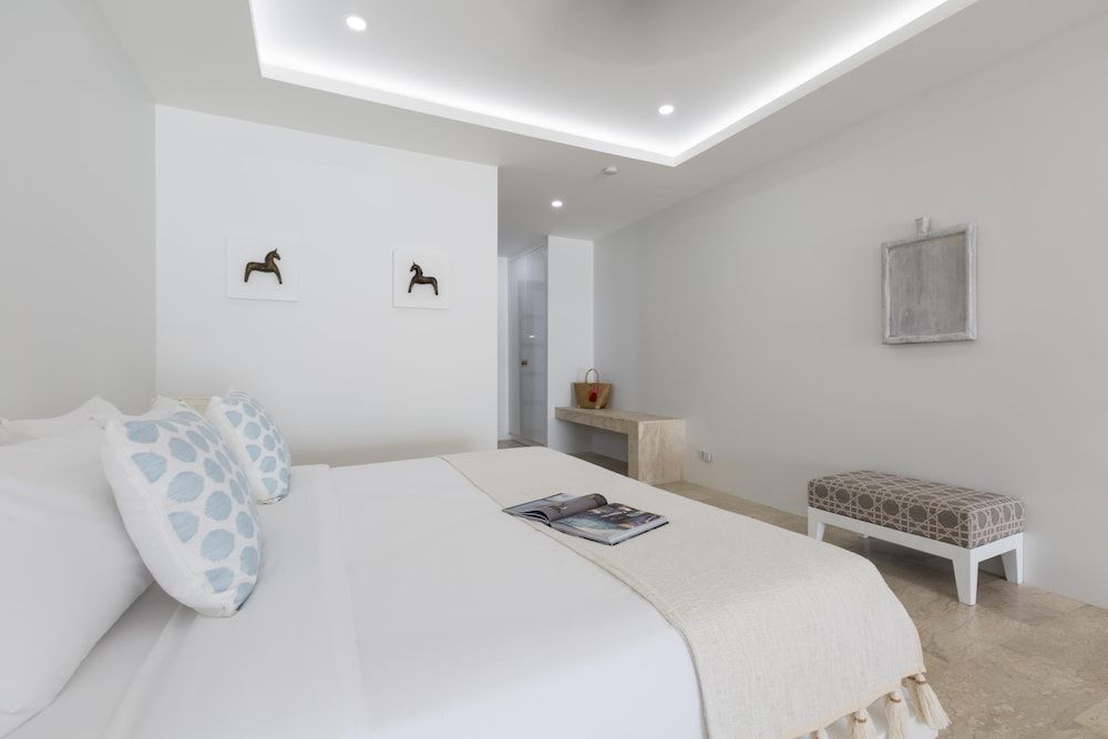 Skye Beach Hotel 1 Bedroom Pool Suite 4